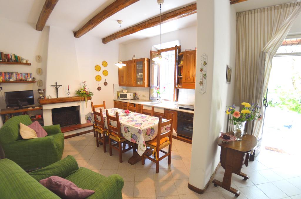 Casa Romana Viareggio Exterior foto